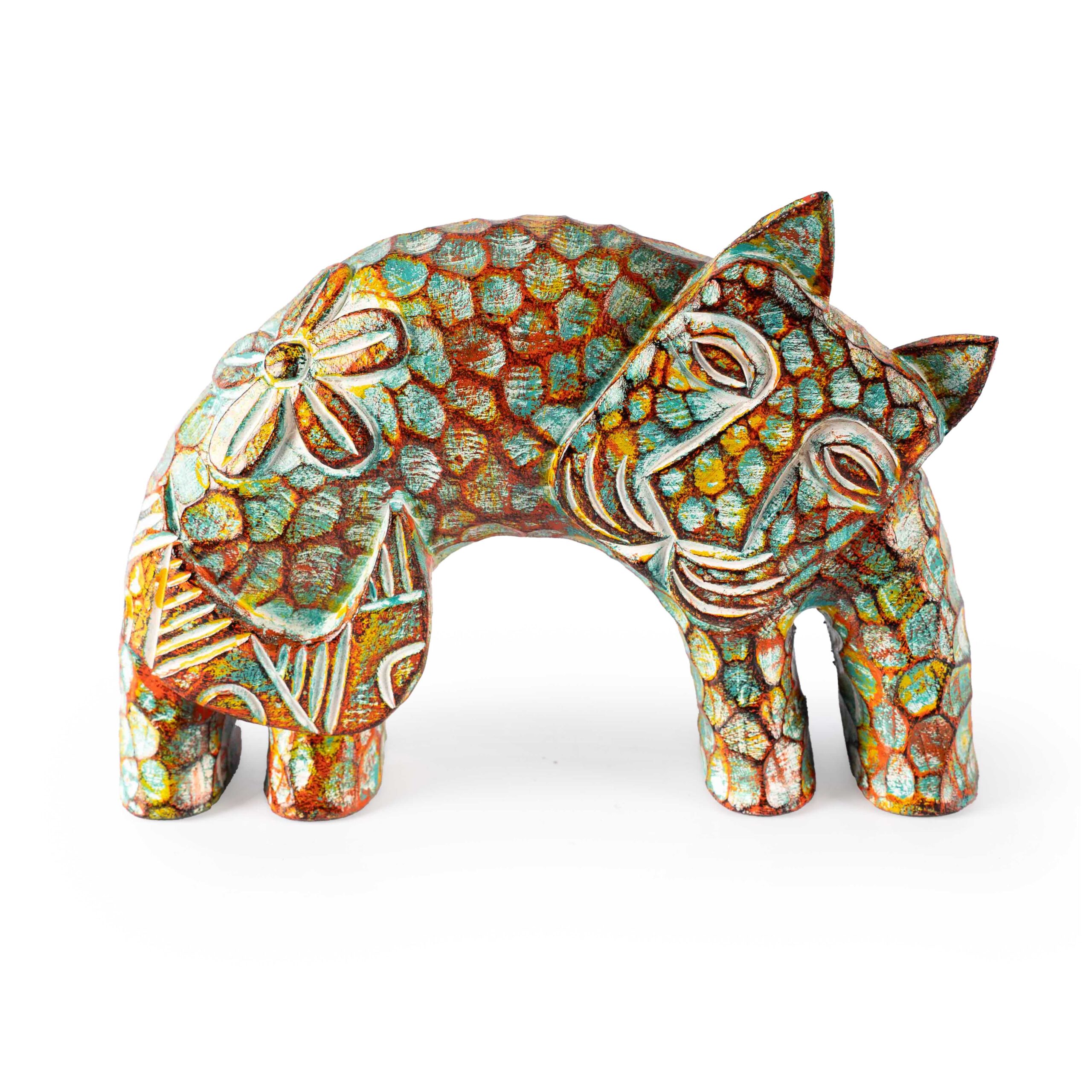 driftwood-village-moon-cat-2