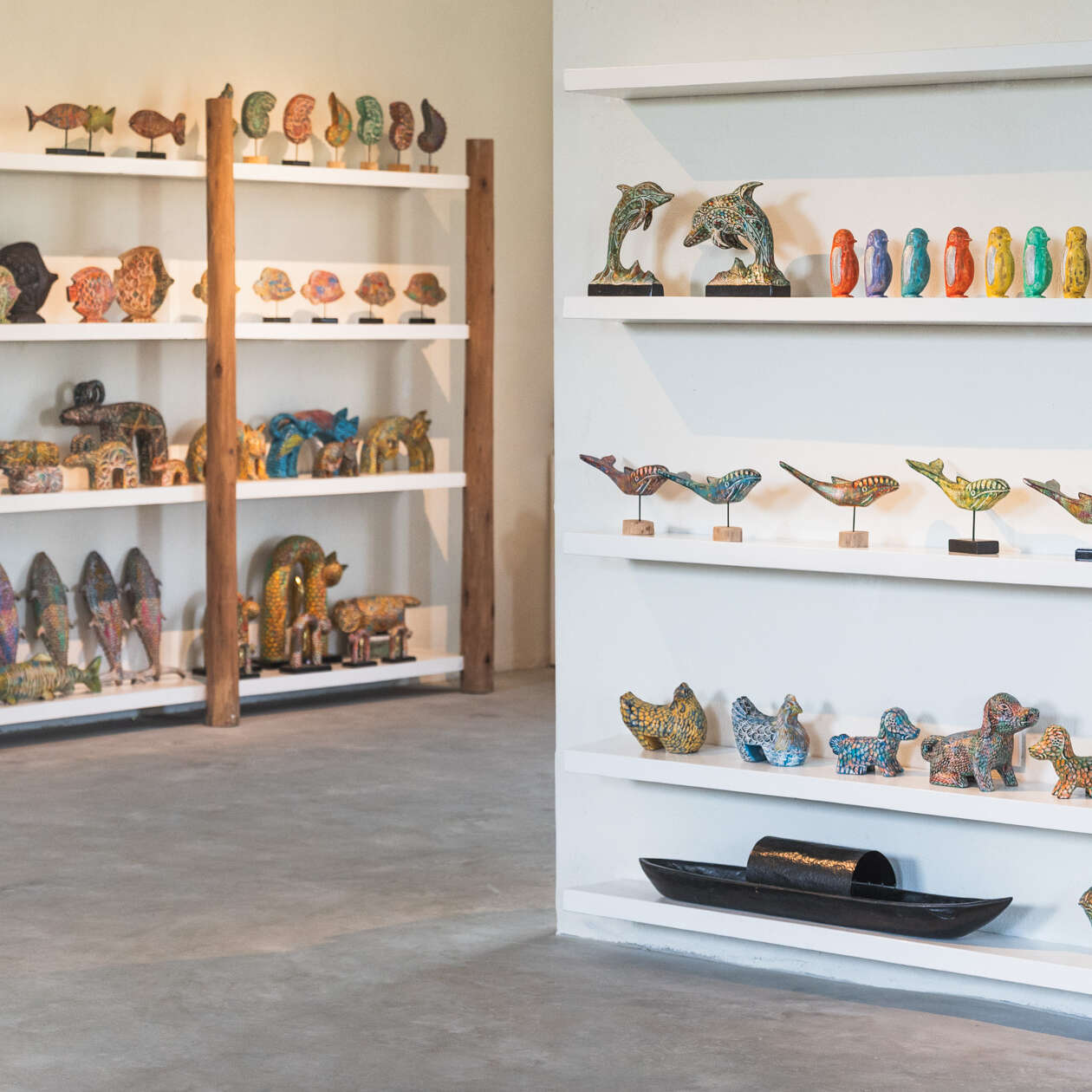 driftwood-local-handcraft-shopping